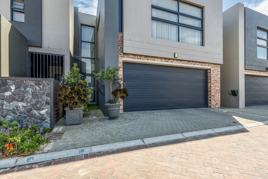 3 Bedroom Property for Sale in Haasendal Western Cape